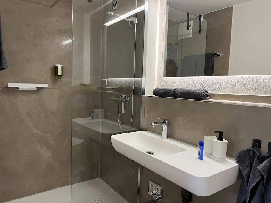 Top Apartment Zentrum バート・ウーラッハ エクステリア 写真